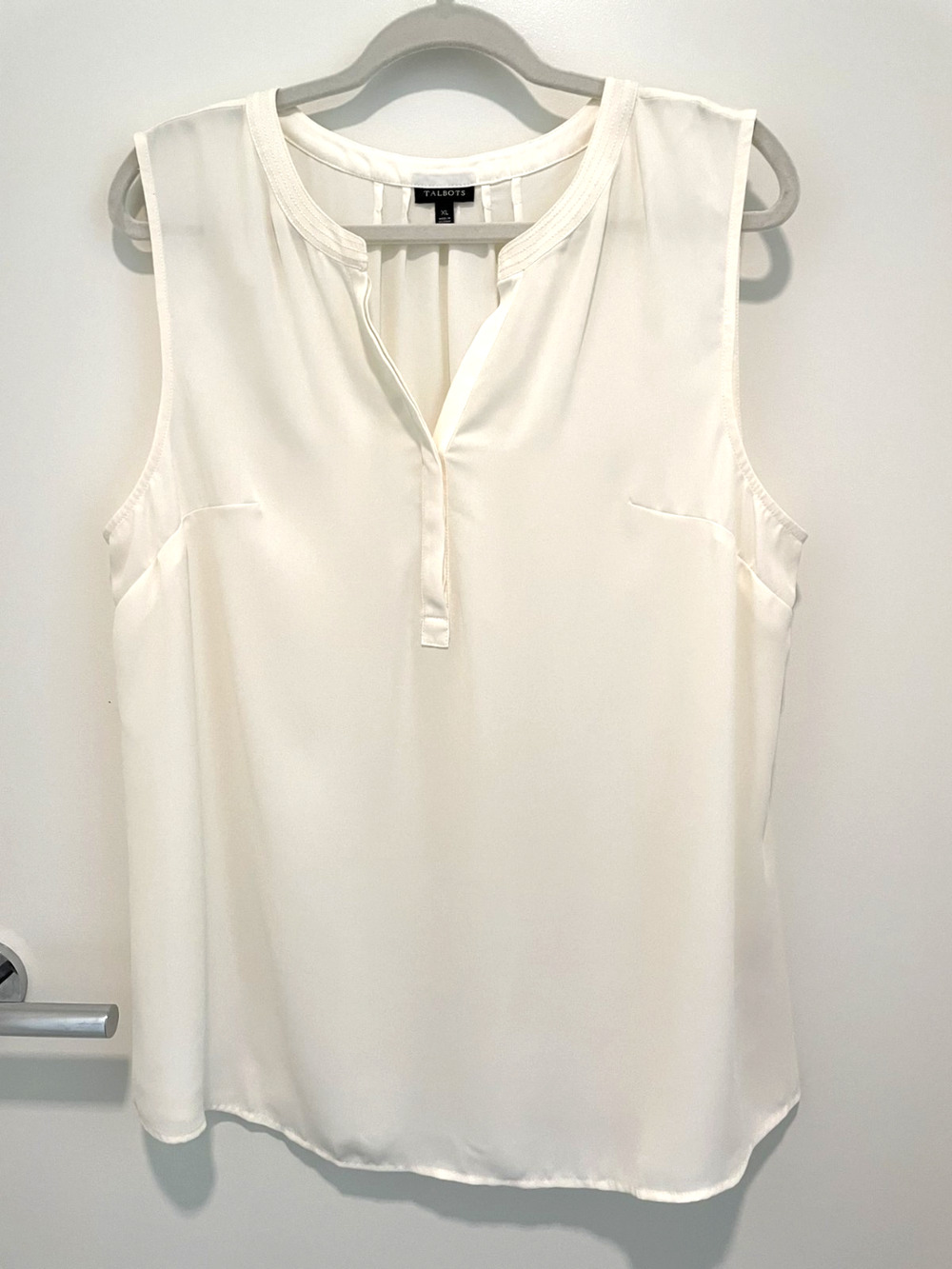 Talbots XL Ivory Sheer Sleeveless Blouse Lightweight Layering Top